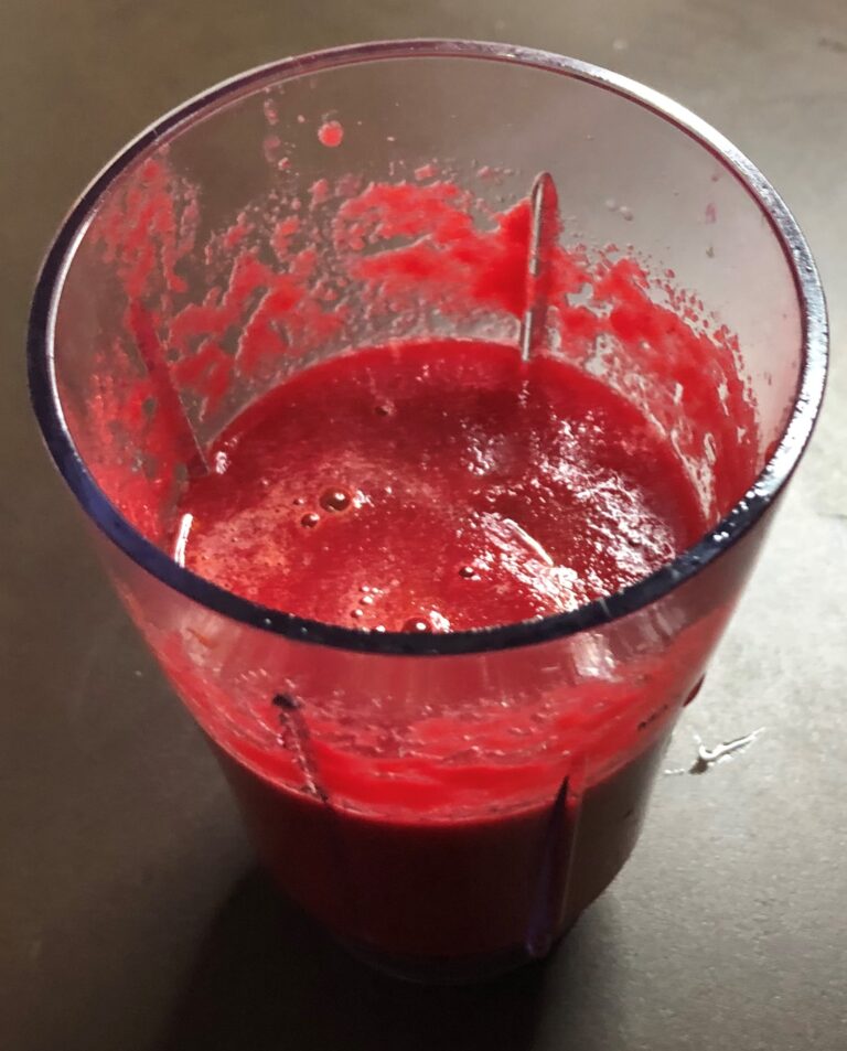 ビーツとベリーのスムージーのレシピ