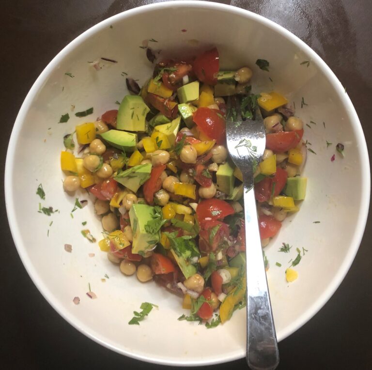 Avocado and Chickpea Salad アボカドとひよこ豆のサラダ US Southern Kitchen