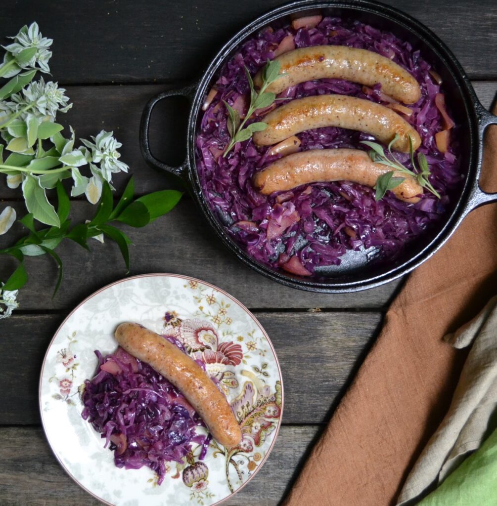 Red Cabbage and Sausages 紫キャベツとソーセージ – US Southern Kitchen