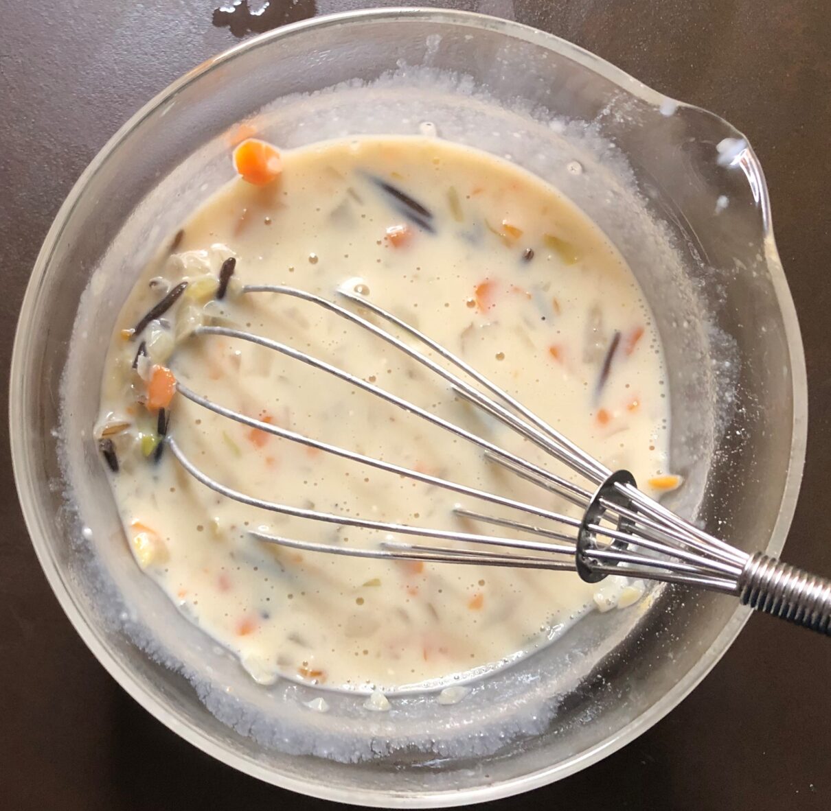 クリーミーターキーワイルドライススープのレシピ