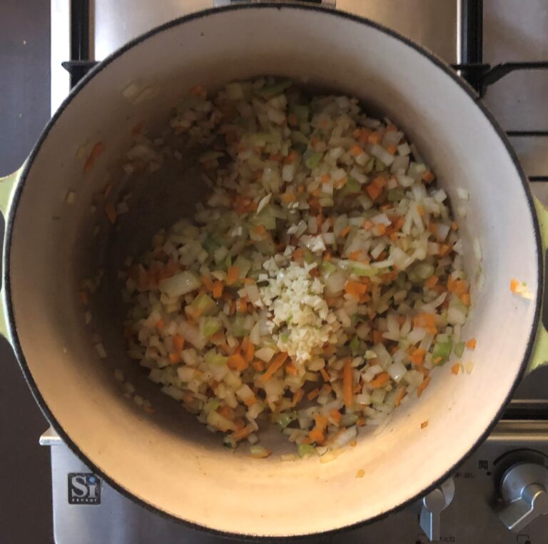 BlackEyed Peas and Sausage Soup ブラックアイドピーとソーセージのスープ US Southern Kitchen