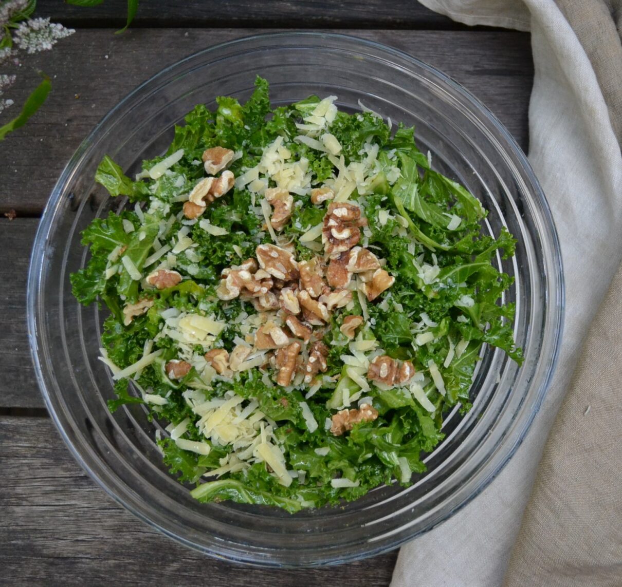 Kale and Walnut Salad ケールと胡桃のサラダ US Southern Kitchen