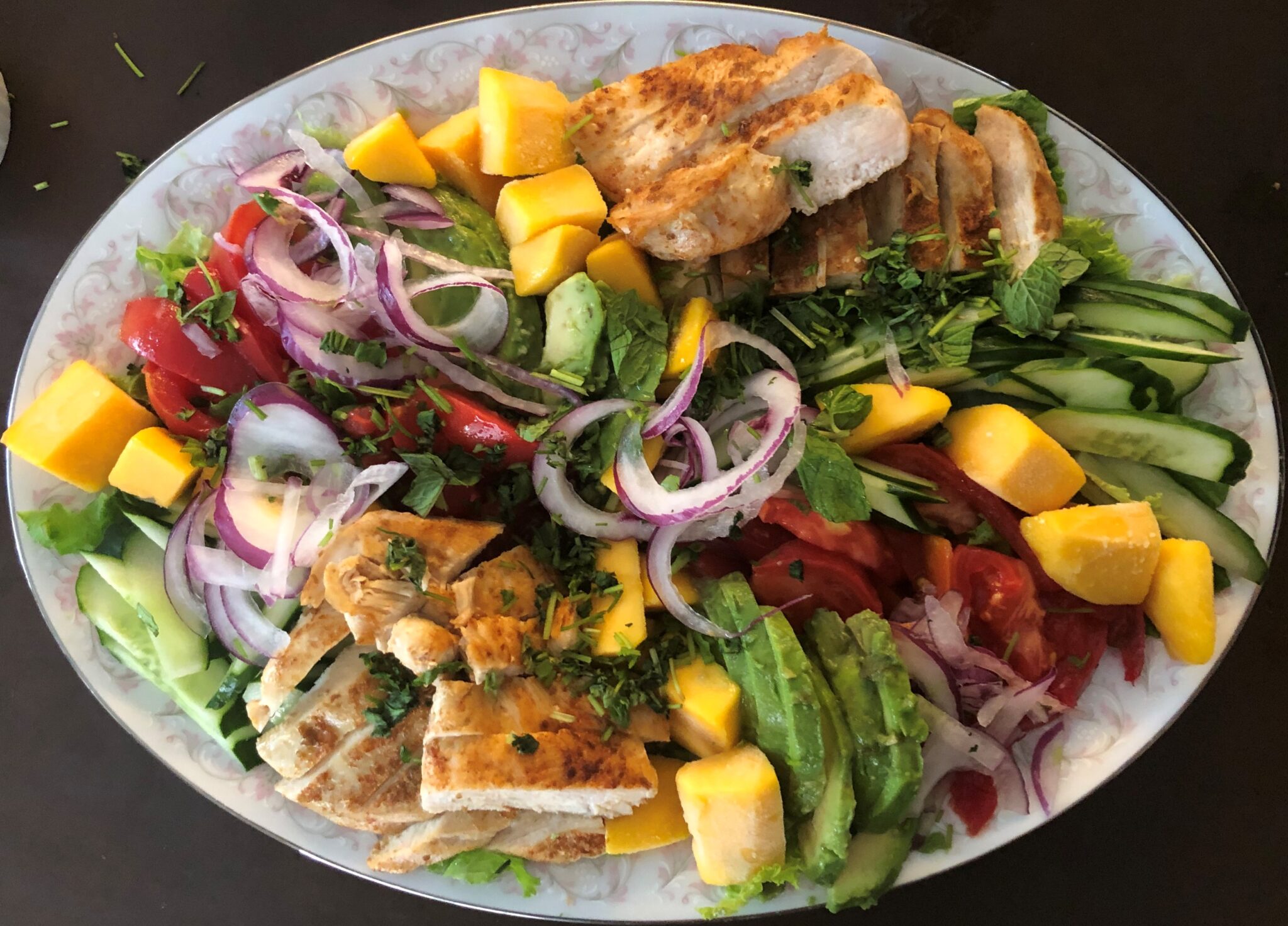 ジャークチキンとマンゴーアボカドサルサとココナッツライスのレシピ